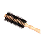 فرشاة شعر بمقبض خشبي لتصفيف الشعر من ميلا | صيدلية.كوم.