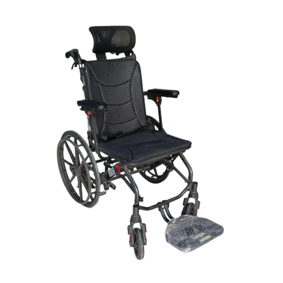 كرسي تنقل المونيوم خفيف الوزن مع ظهر متحرك وساند للرأس وكفرات خلفية كبيرة | صيدلية.كوم.