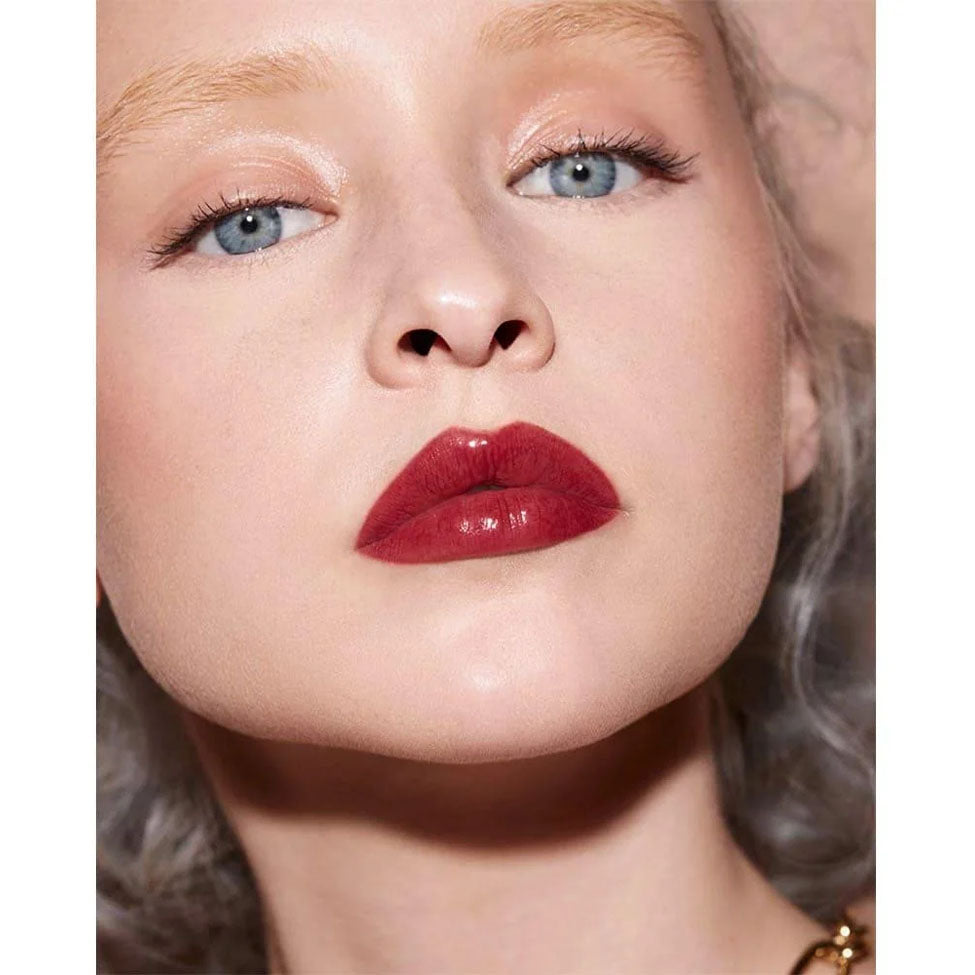 4- فينتي بيوتي ملمع ومكبر شفاه بومب كريم فروت سناكز 05