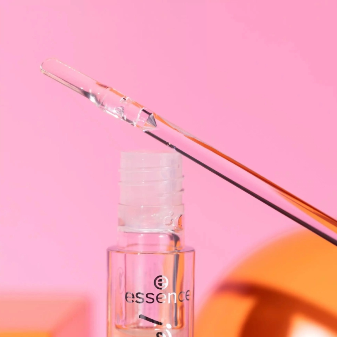 ايسينس ملمع ومكبر شفاه وات ذا فيك ! 01 | صيدلية.كوم.