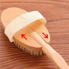 فرشاة الجسم الخشبية بمقبض طويل من ميلا | صيدلية.كوم.