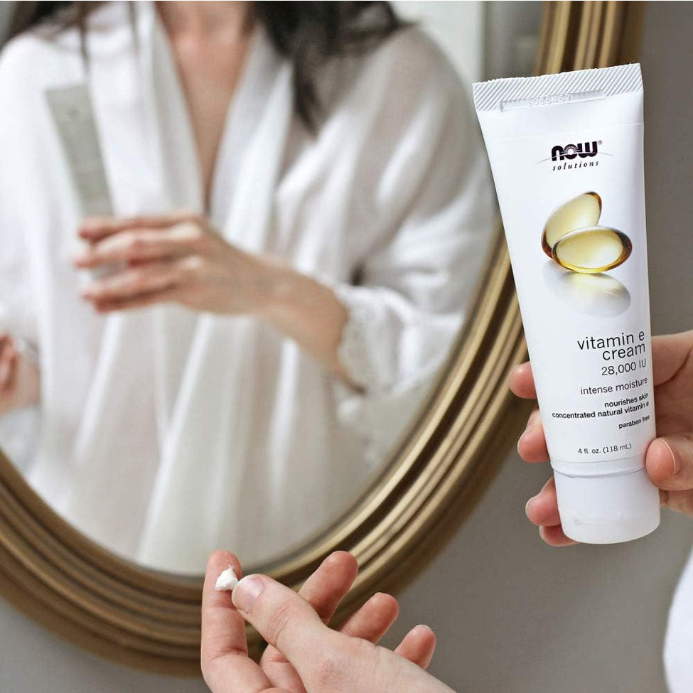 ناو سوليوشن كريم فيتامين E