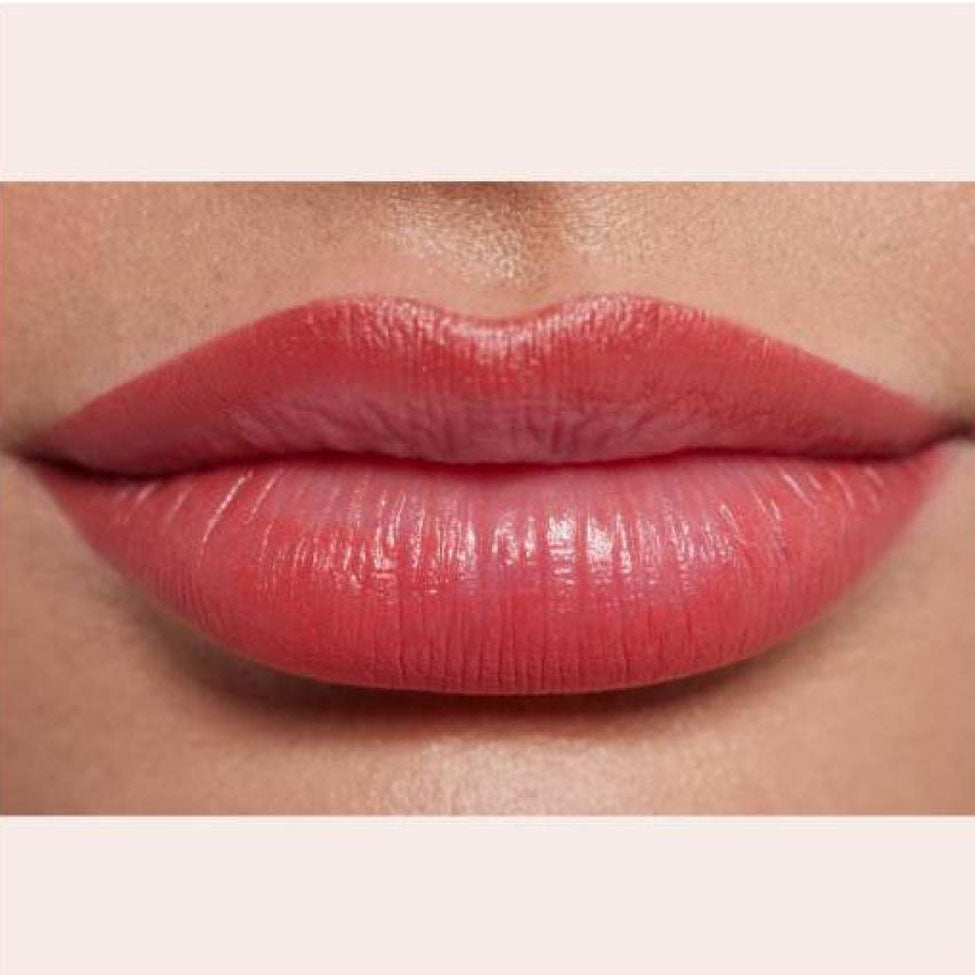 لوكا قلم محدد الشفاه مينيماليست نود بيري 05 | صيدلية.كوم.