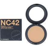 بودرة أساس مضغوطة فيكس ستوديو NC42 من ماك | صيدلية.كوم.