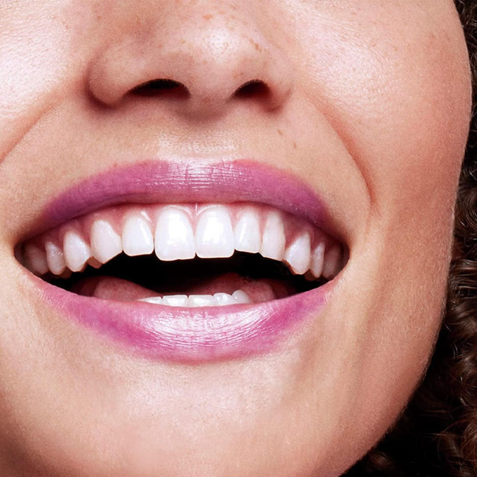 أورال-بي كومبليت معجون وغسول مبيض بالفلورايد