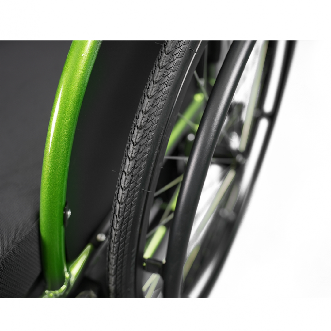 كرسي متحرك رياضي مقاس 36 سم | صيدلية.كوم.