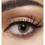 عدسات أنستازيا أديكت لون أزور.