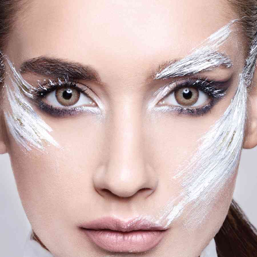 عدسات انستازيا dream hazel.