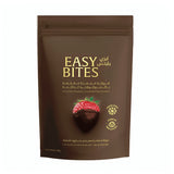 فراولة مجففة بالتجميد مغطاة بالشيكولاتة الغامقة 70 جم من إيزي بايتس |  صيدلية.كوم.