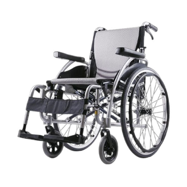 كرسي متحرك خفيف الوزن من كارما S-ERGO 115 | صيدلية.كوم.