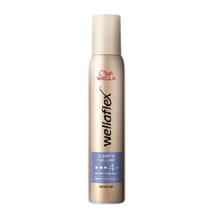 Wella Hair mousse and WellaFlex 4 lasts until the next day 200 ml
