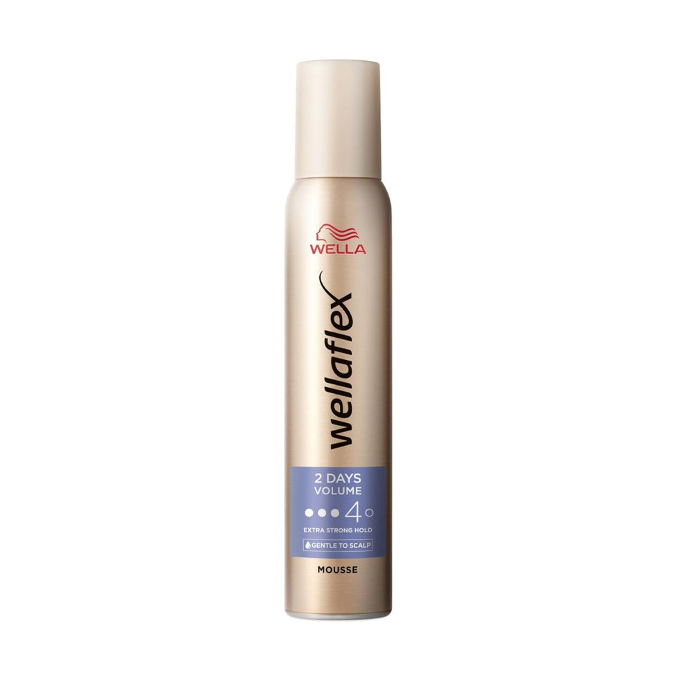Wella Hair mousse and WellaFlex 4 lasts until the next day 200 ml