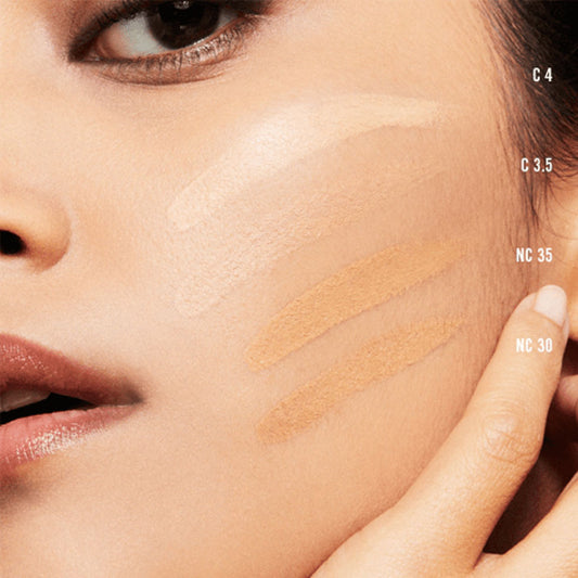 ماك كريم أساس سائل ستوديو فيكس فلويد درجة NC30 تغطية متوسطة 30 مل