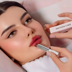 Nora Bo Awadh Rouge Creamy Matte Liquid Cake