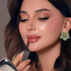 Nora Bo Awadh Rouge Liquid Floria