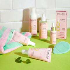Eveline Soothing Cleansing Oil Gel Wash with Cica Extract 145 ml